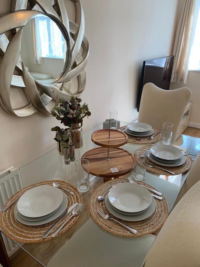 Modern Flat Διαμέρισμα Γουάτφορντ Εξωτερικό φωτογραφία
