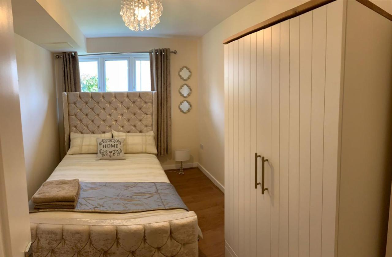 Modern Flat Διαμέρισμα Γουάτφορντ Εξωτερικό φωτογραφία