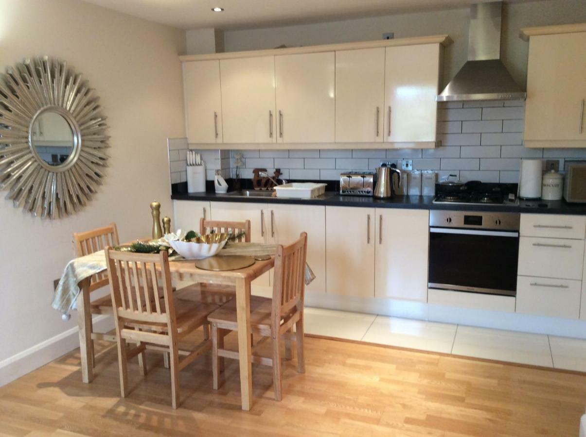 Modern Flat Διαμέρισμα Γουάτφορντ Εξωτερικό φωτογραφία