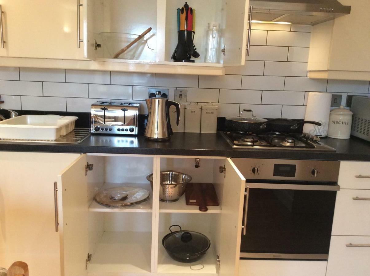 Modern Flat Διαμέρισμα Γουάτφορντ Εξωτερικό φωτογραφία
